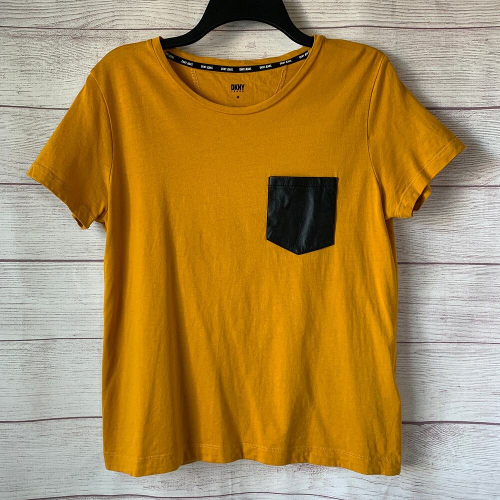 DKNY Jeans Mustard Yellow T-Shirt Faux Leather Chest Pocket Size Medium